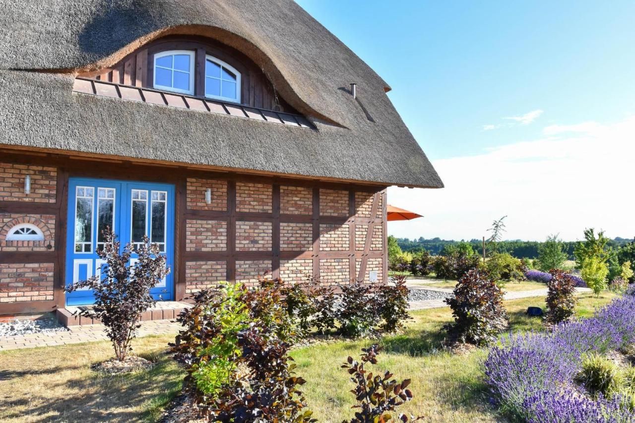 Ferienhaus Muehlenblick Pudagla Exterior foto